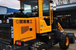 赤峰鏟車市場地址電話號碼