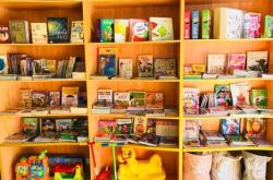 赤峰玩具超市電話多少啊