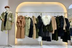 赤峰大牌服裝批發(fā)市場(chǎng)電話(huà)號(hào)碼