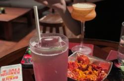 赤峰柏悅酒吧電話號碼查詢是多少