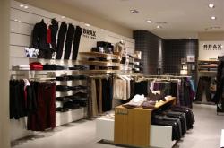 赤峰歐帝男裝專賣店電話號(hào)碼