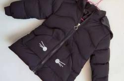 赤峰紅色棉服廠(chǎng)家電話(huà)地址查詢(xún)