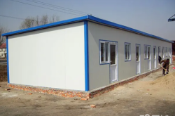 赤峰宏鑫彩鋼板房電話號碼