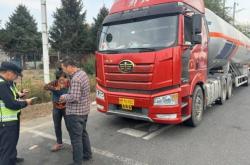 去赤峰的小車電話號(hào)碼查詢是多少