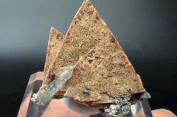 赤峰賣水晶飾品的地方電話號碼