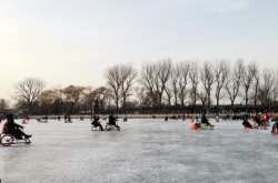 赤峰紅山溜冰場電話號(hào)碼多少