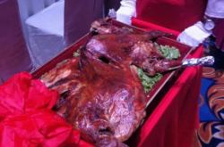 赤峰蒙都肉業(yè)聯(lián)系電話(huà)號(hào)碼