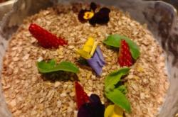 赤峰七彩超人電話多少號