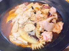 赤峰滿(mǎn)都餐館電話(huà)號(hào)碼查詢(xún)是多少