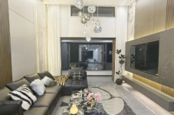 赤峰賣頂帶閣樓的房子電話號碼