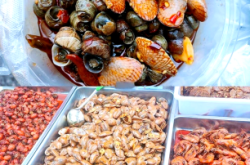 赤峰市區(qū)美食夜市地址電話號碼