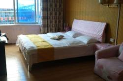 赤峰夢想家輕居酒店電話號碼