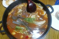 赤峰維多利魚館電話多少號(hào)