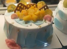 赤峰吳球球蛋糕店電話號(hào)碼