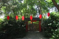 赤峰植物園門(mén)衛(wèi)電話多少號(hào)