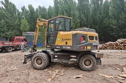 赤峰旋轉(zhuǎn)抓木機(jī)廠家電話號(hào)碼