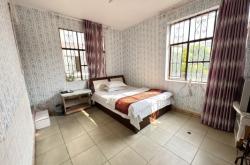 赤峰鳳鳴旅館價(jià)格查詢電話號(hào)碼