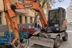 赤峰翻斗車出租電話號(hào)碼查詢