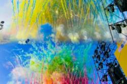 赤峰煙花贊助商電話號(hào)碼查詢