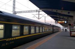 赤峰到葉柏壽的隨車電話是多少