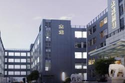 赤峰億豪肉業(yè)總經(jīng)理電話號(hào)碼