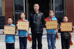 赤峰弘亞小學(xué)招生電話是多少號