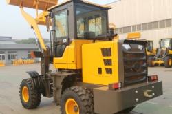 赤峰四輪鏟車廠家電話號碼