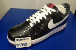 赤峰耐克男鞋專賣店電話號(hào)碼