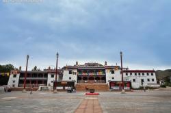 赤峰五洲營業(yè)部電話號碼