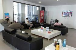 赤峰酷邁汽貿(mào)電話多少啊