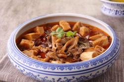 赤峰平莊鹵煮店電話地址查詢