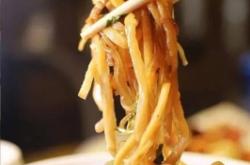 赤峰便當(dāng)?shù)案獾觌娫挾嗌偬?hào)