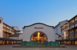 赤峰唐城大酒店電話號(hào)碼多少