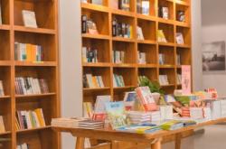 赤峰拾光書店電話多少啊