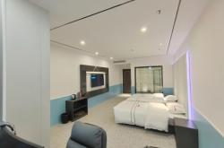 赤峰暴風電競酒店電話多少號