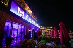 赤峰迪廳步行街電話多少號