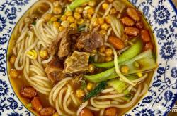 赤峰萬達(dá)酸辣粉店電話號(hào)碼