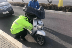 赤峰砸電動車電話多少號