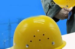 赤峰賣汽油桶的電話地址查詢