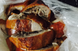 赤峰塞飛亞烤鴨店電話號碼