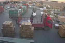 赤峰恩志物流地址