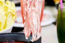 赤峰張滿買羊肉店電話多少號