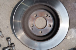 赤峰磨剎車盤的工廠電話號碼