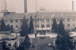 赤峰市龍?bào)J賓館地址電話號(hào)碼