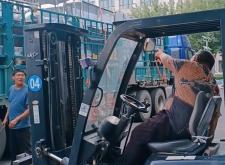 內(nèi)蒙赤峰拆車公司電話多少號(hào)