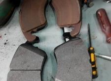 赤峰維修剎車片電話號碼是多少