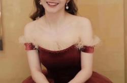 赤峰柒月嫁衣店電話多少號