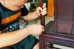 赤峰市修椅子師傅電話地址查詢