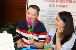 赤峰小陌直播間電話號(hào)碼是多少