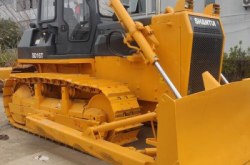 赤峰移山推土機(jī)電話多少號(hào)